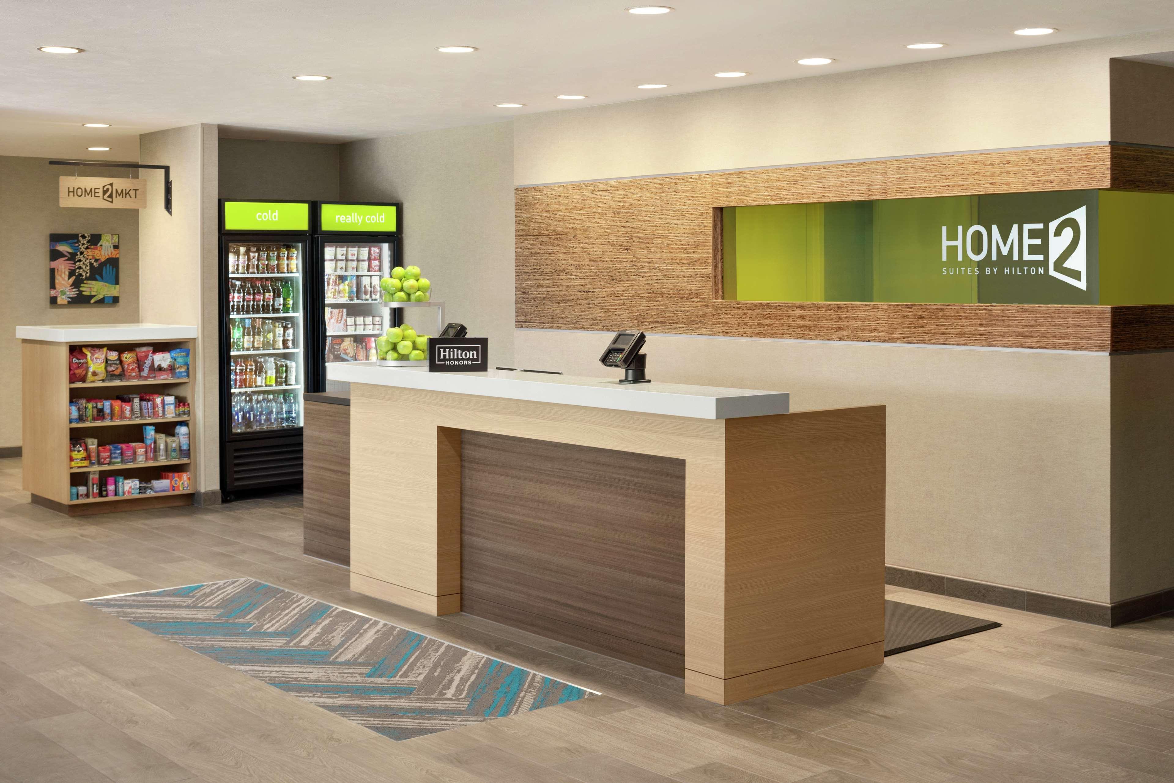 Home2 Suites By Hilton Bismarck Esterno foto